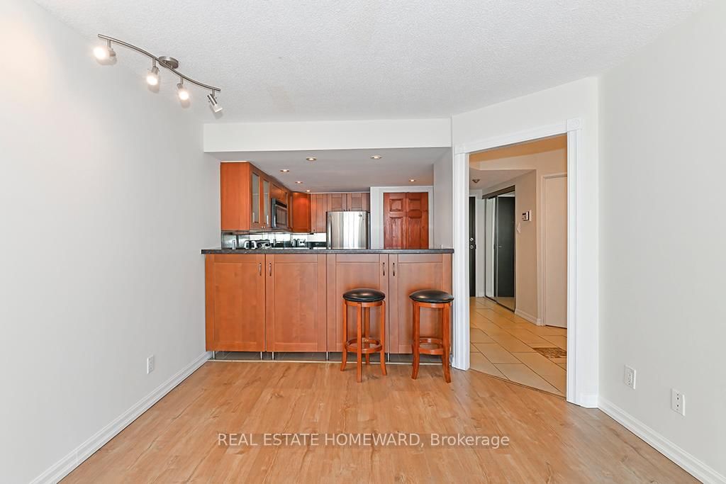 15 Maitland Pl, unit 2104 for rent