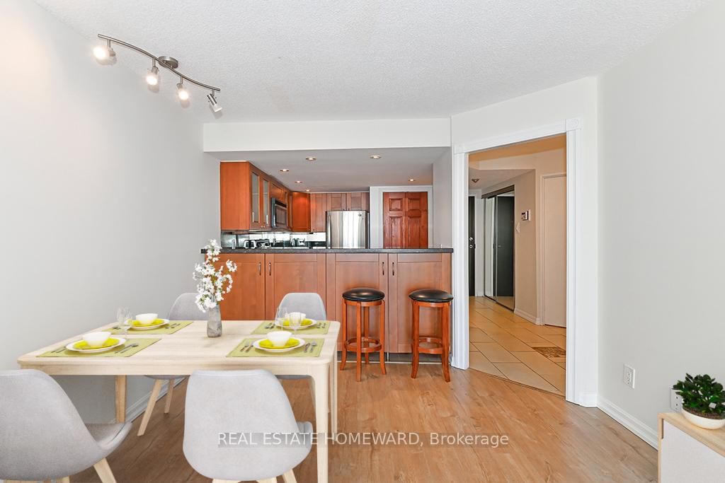 15 Maitland Pl, unit 2104 for rent