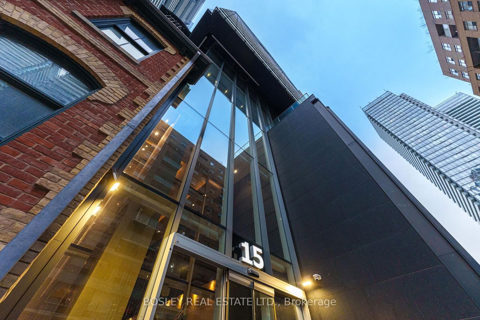 15 Grenville St, unit 1206 for rent