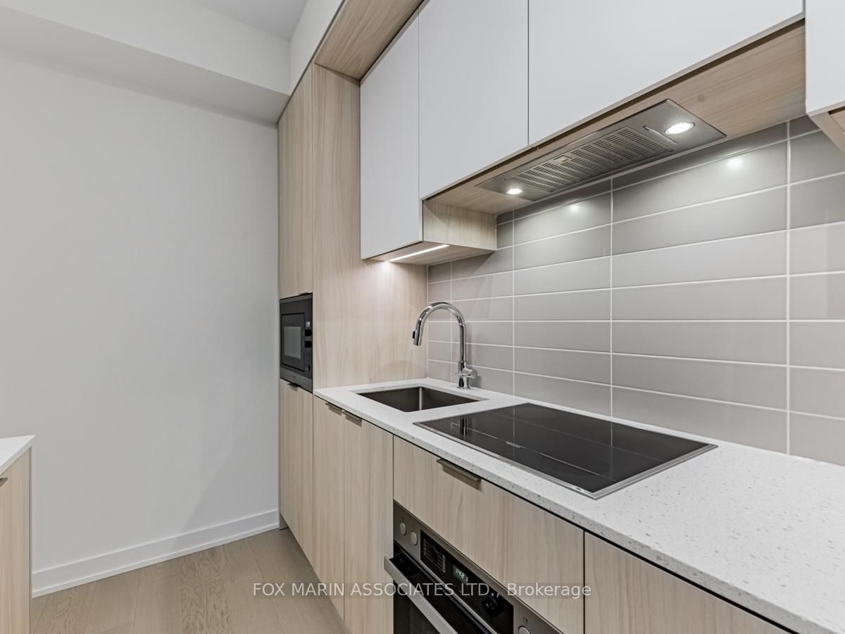 123 Portland St, unit 209 for rent