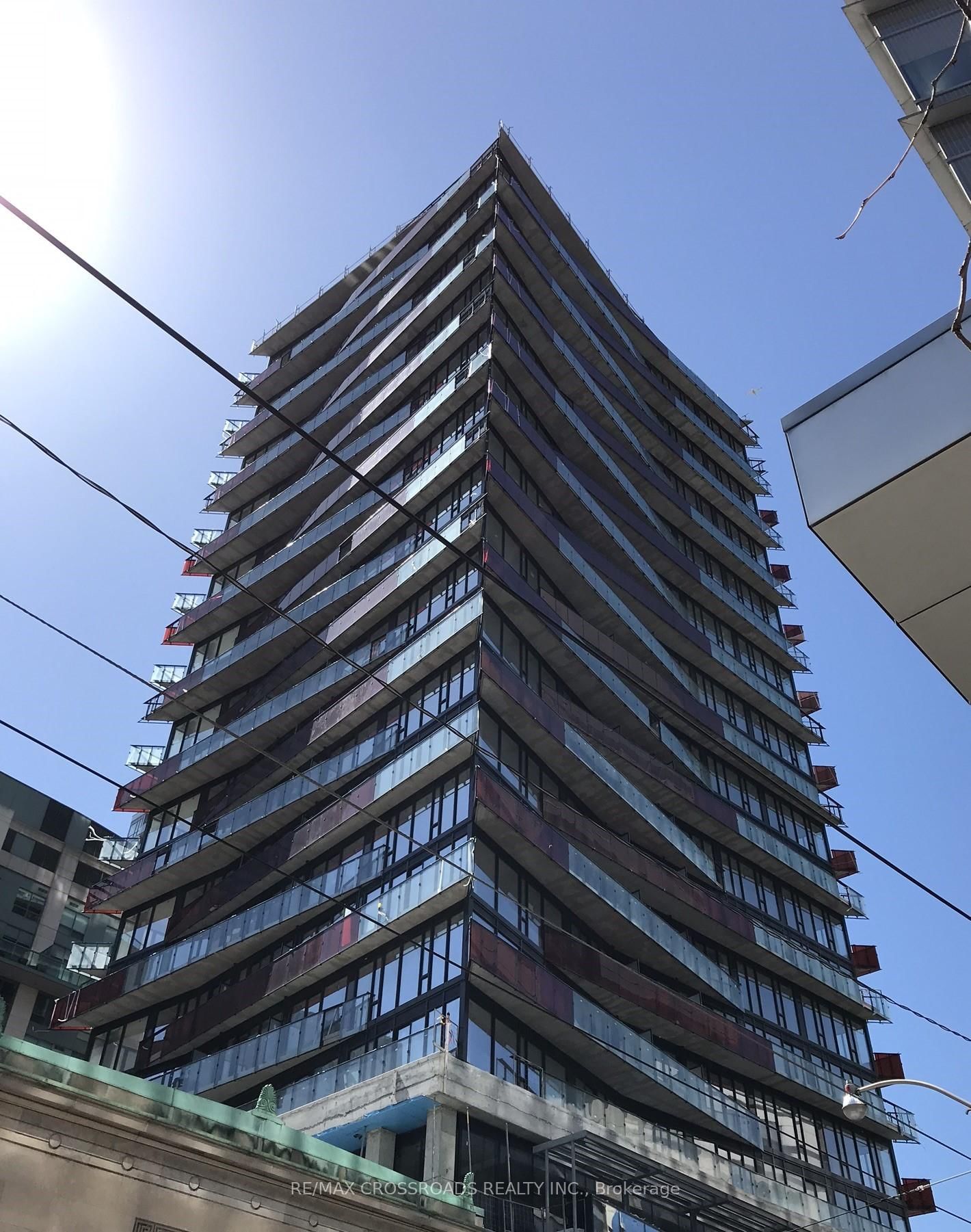 215 Queen St W, unit 2105 for rent