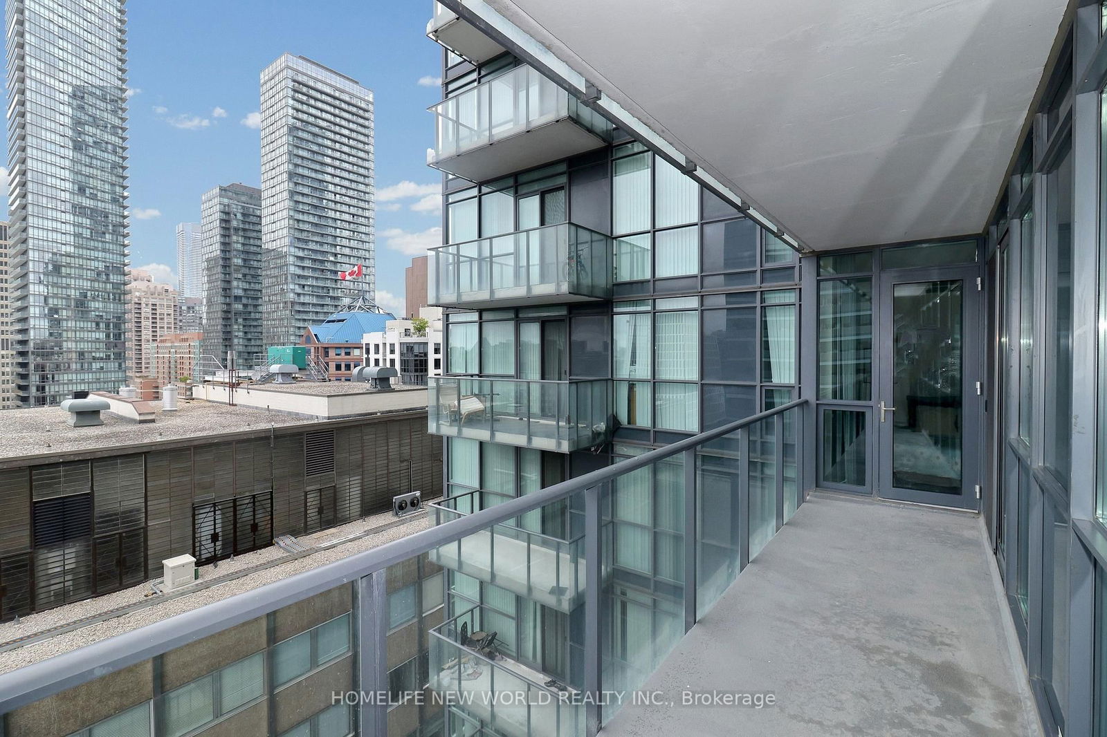 770 Bay St, unit 1613 for sale