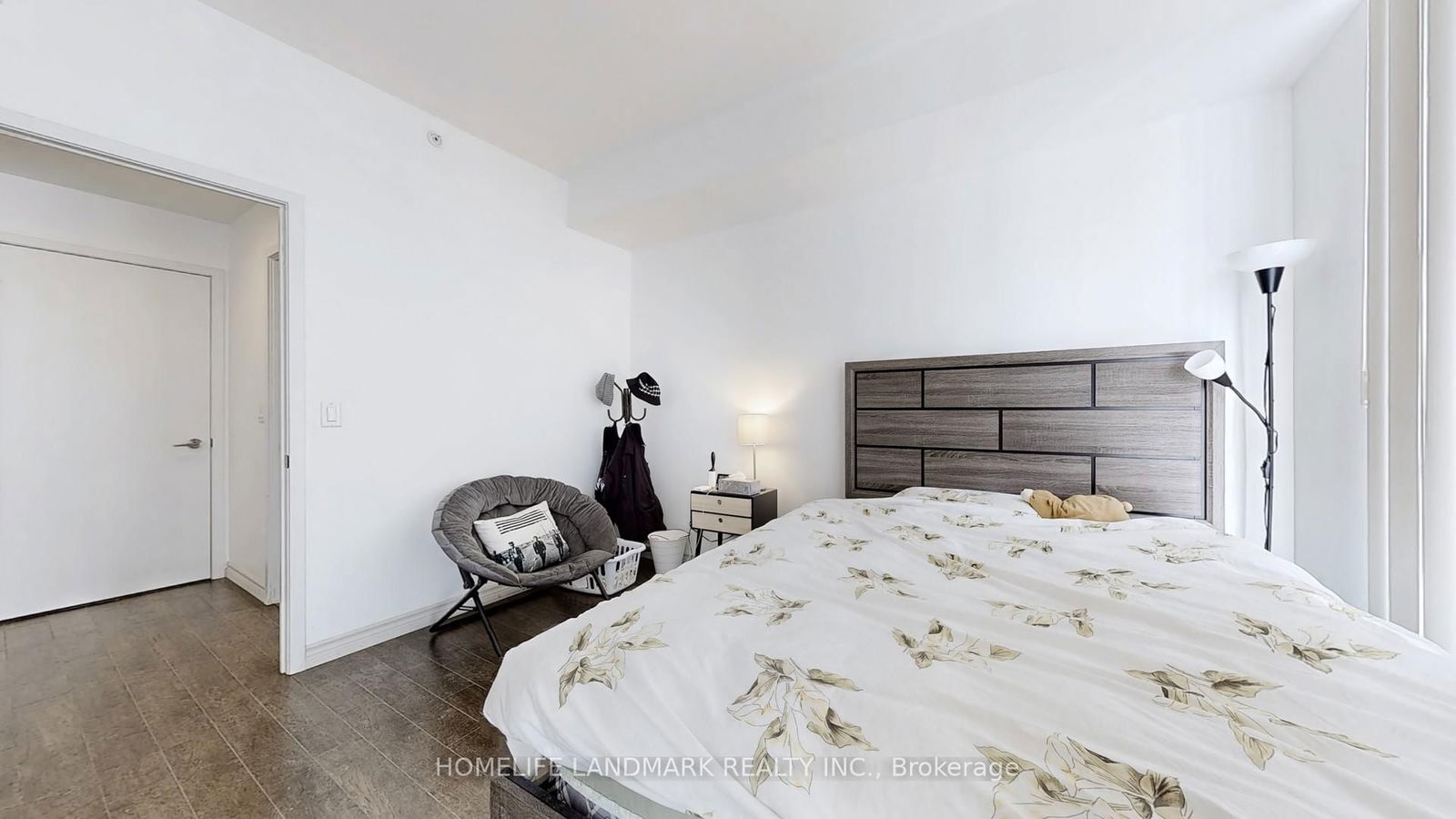 75 St Nicholas St, unit 606 for rent