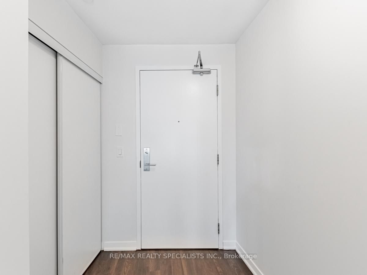 51 East Liberty St, unit 2008 for rent