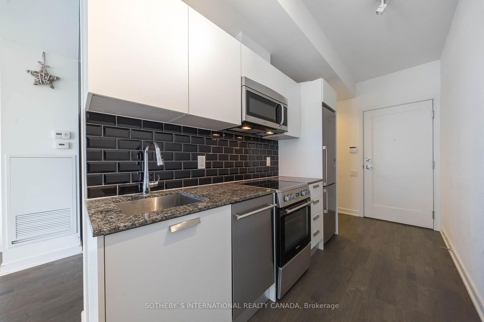 57 St Joseph St, unit 502 for rent