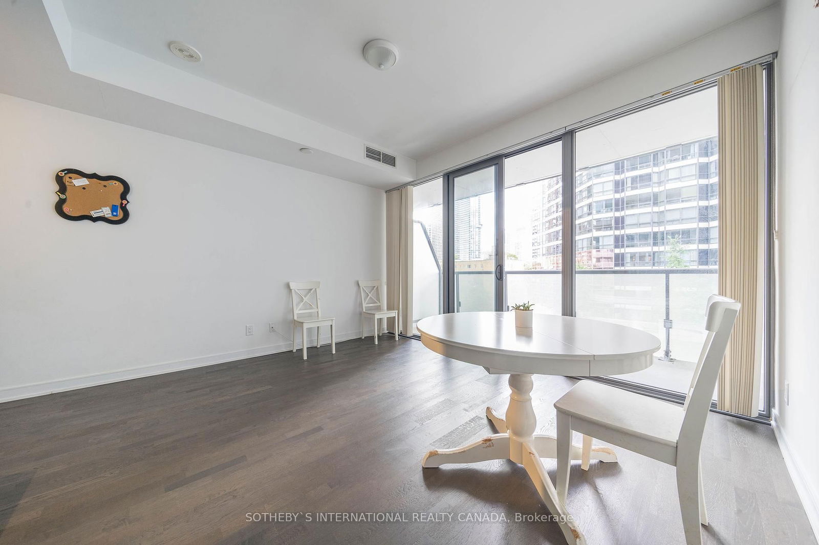 57 St Joseph St, unit 502 for rent