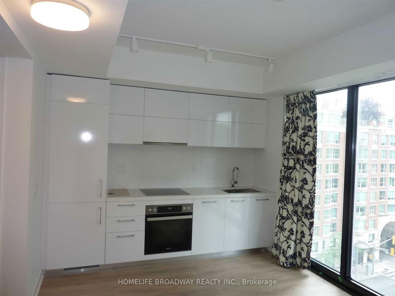 188 Cumberland St, unit 813 for rent