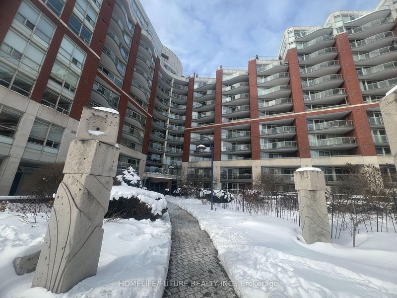 550 Queens Quay W, unit 1022 for sale