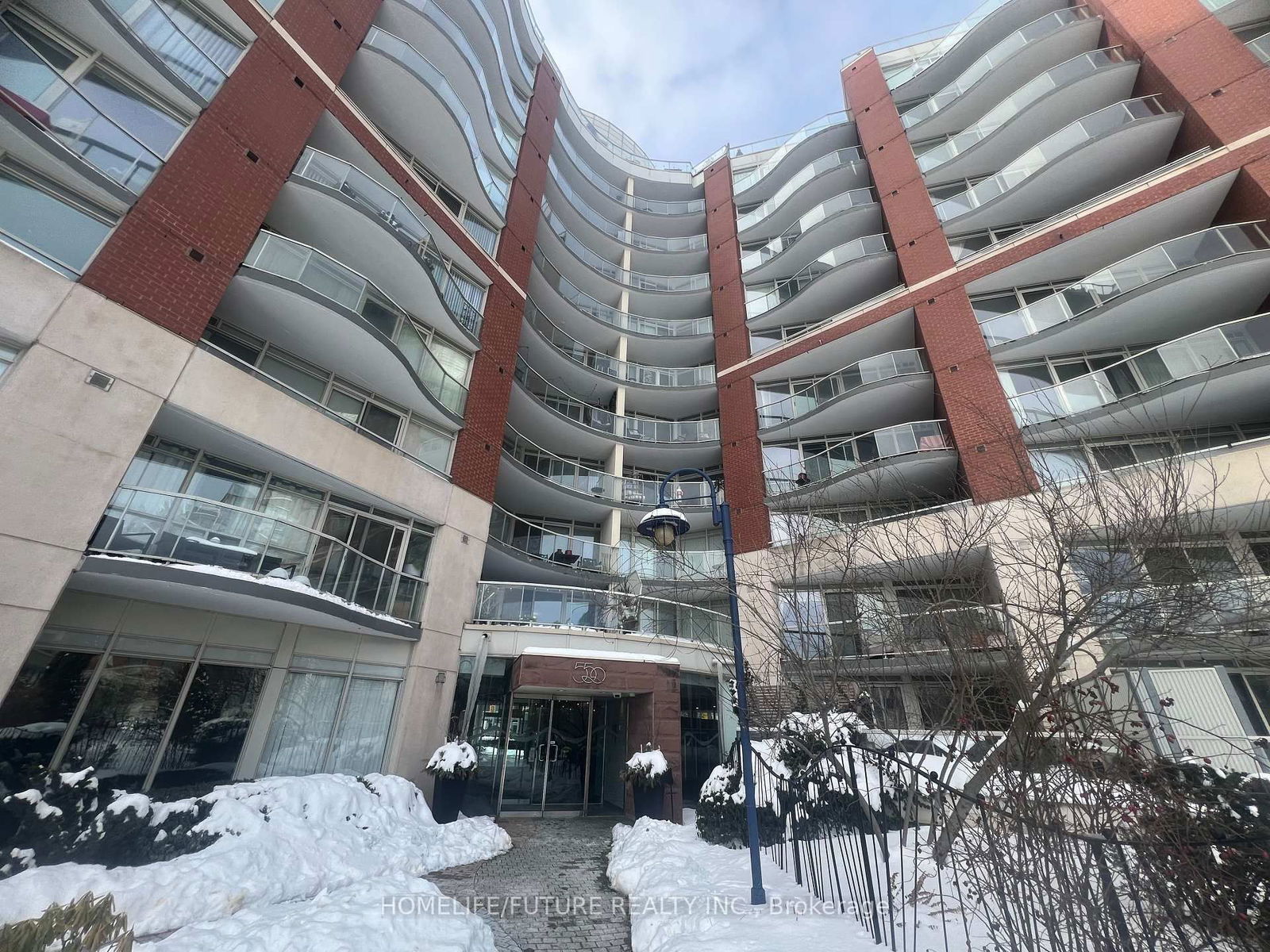 550 Queens Quay W, unit 1022 for sale