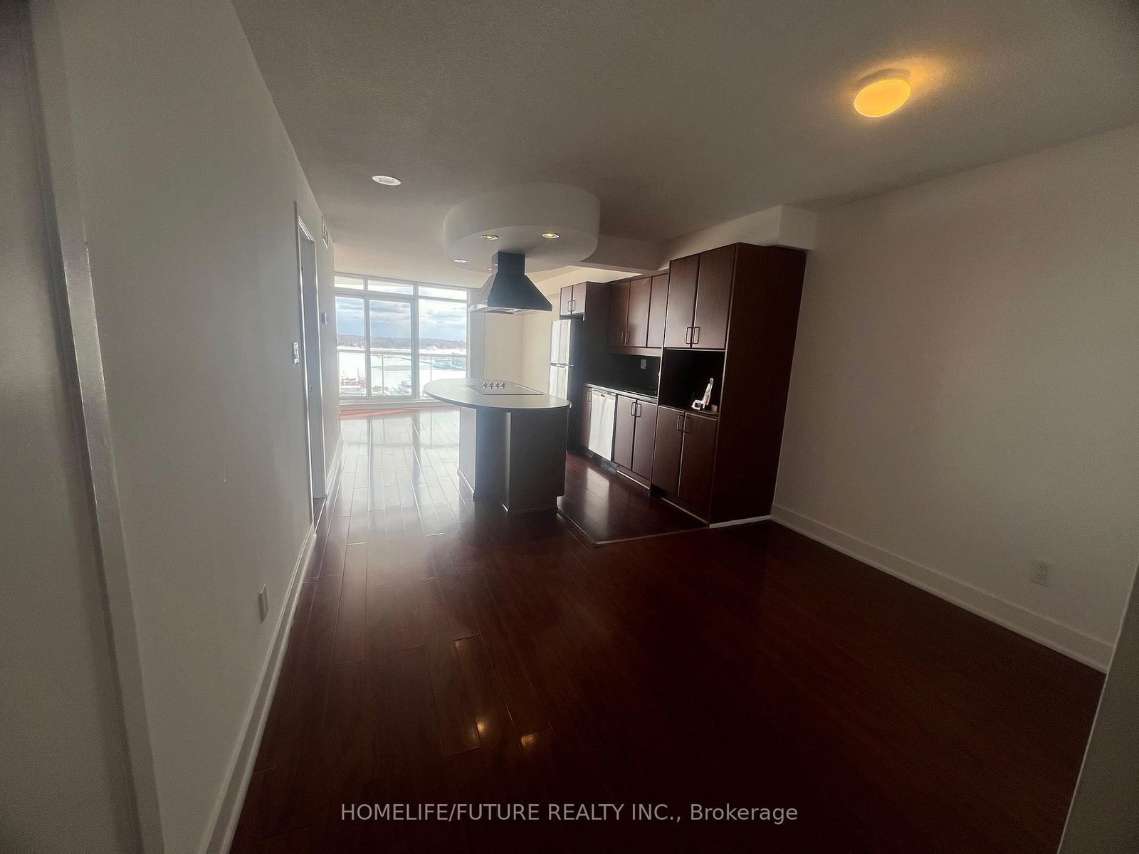 550 Queens Quay W, unit 1022 for sale