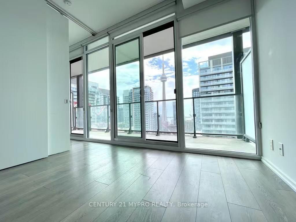 125 Peter St, unit 3210 for rent