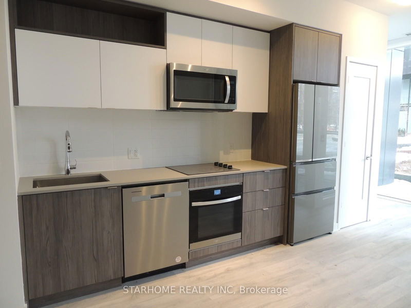 121 Lower Sherbourne St, unit TH114 SW for rent