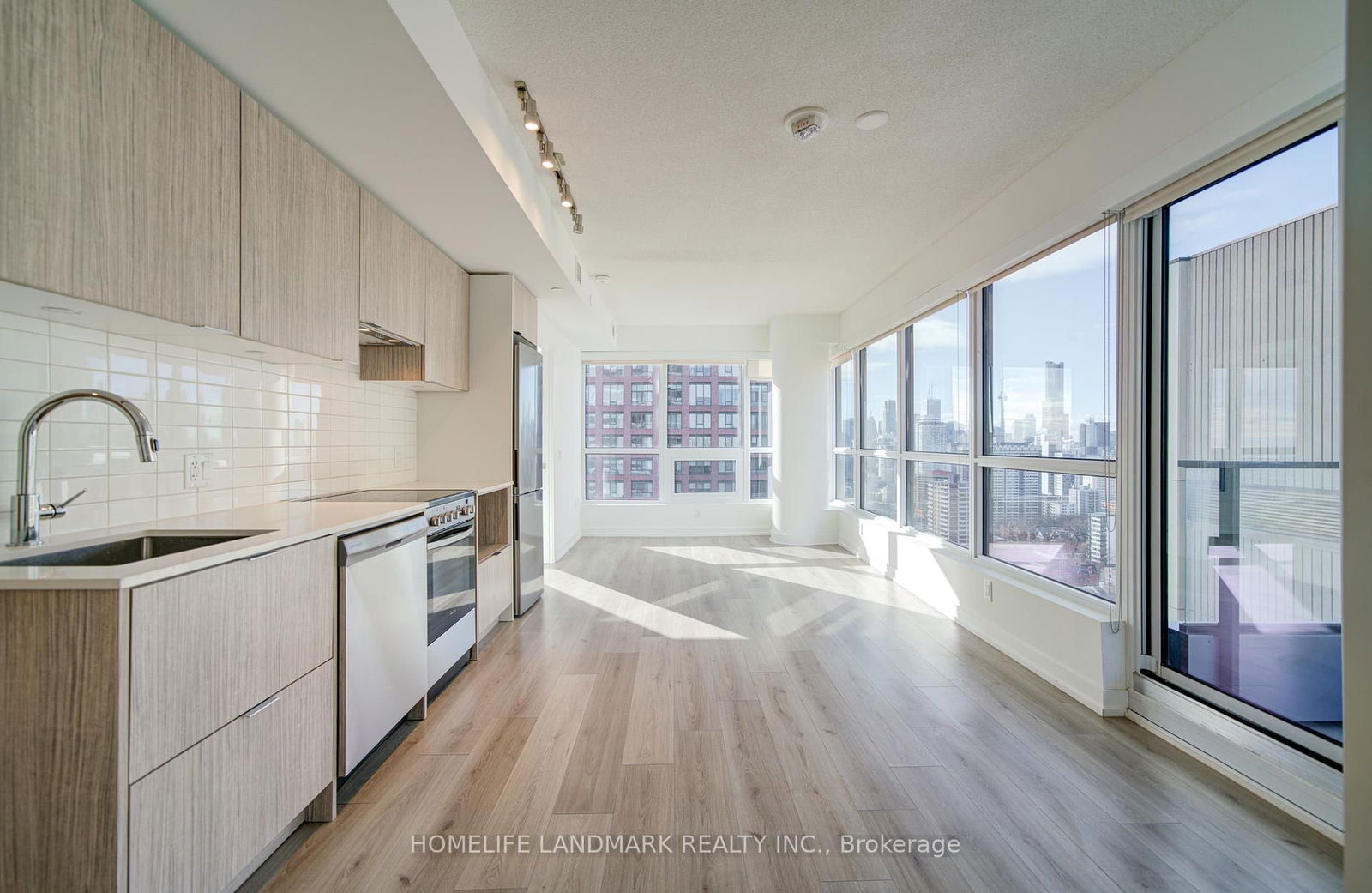 395 Bloor St E, unit 2302 for rent