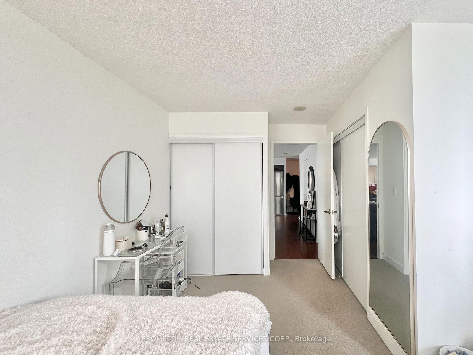 8 Telegram Mews, unit 1501 for rent