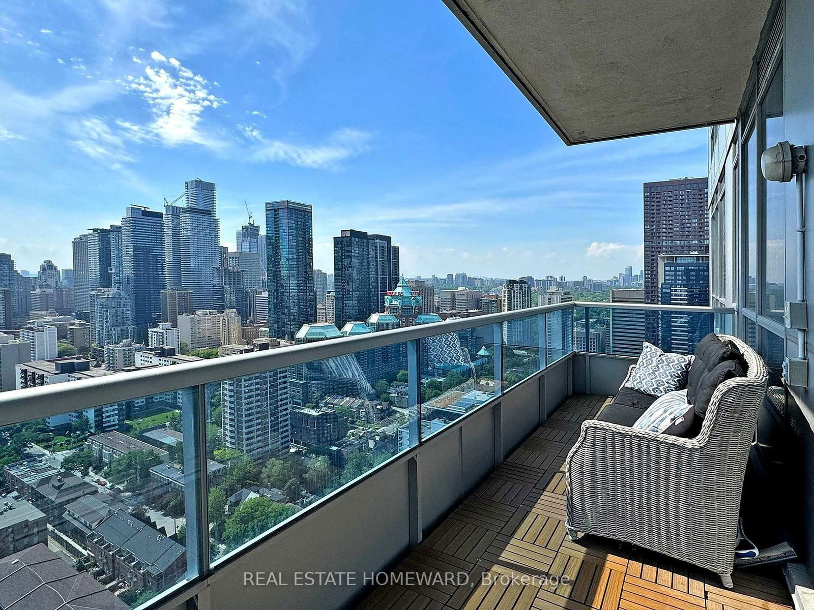 500 Sherbourne St, unit 3006 for sale