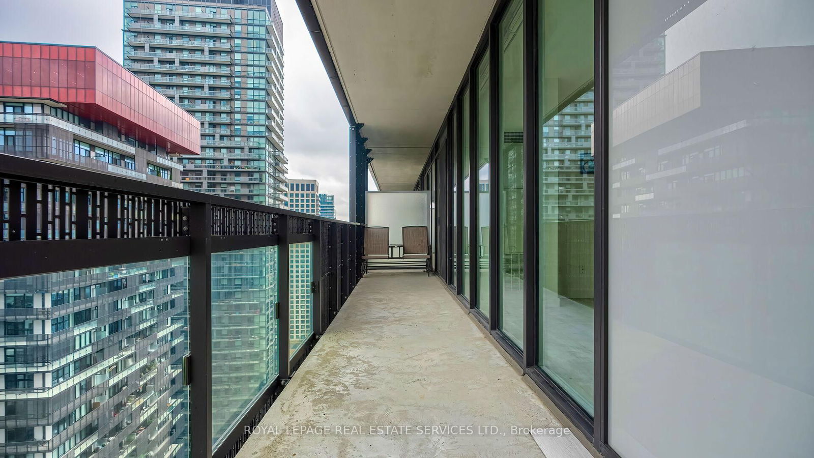 8 Eglinton Ave E, unit 2705 for sale