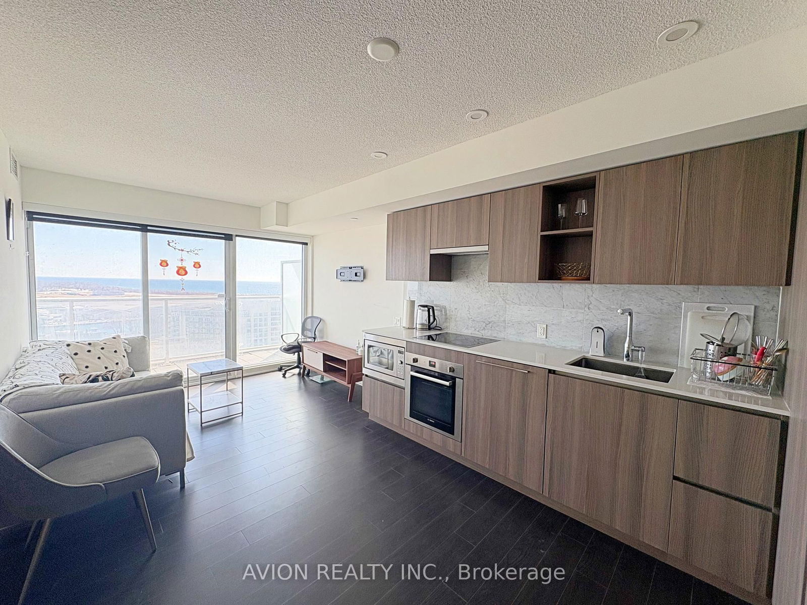 17 Bathurst St, unit 2301 for rent