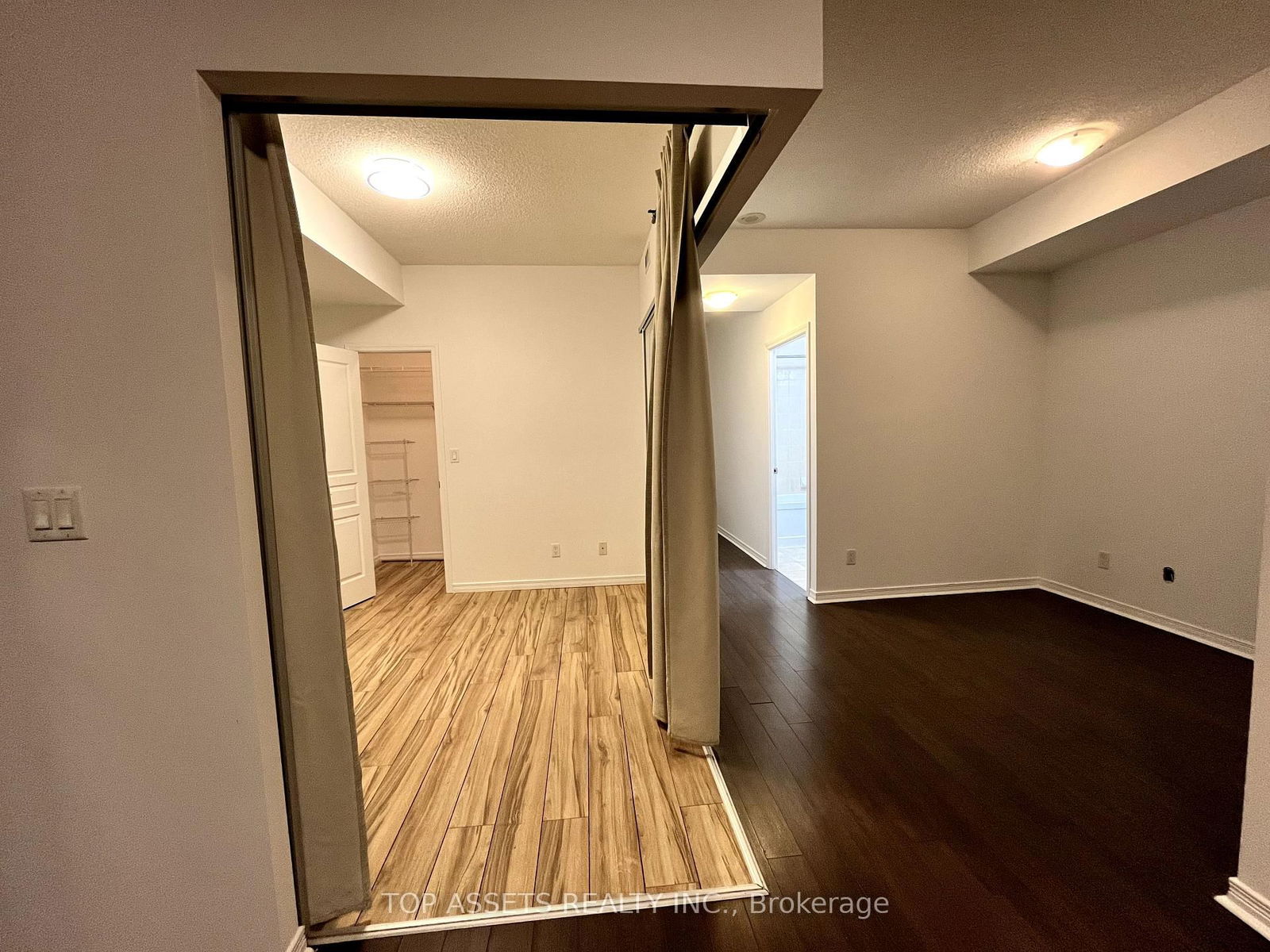 352 Front St W, unit 2113 for rent