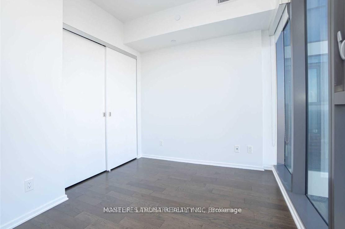 16 Bonnycastle St E, unit 1307 for rent