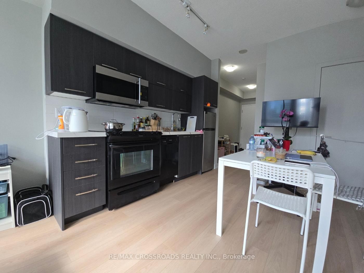 126 Simcoe St, unit 1201 for rent