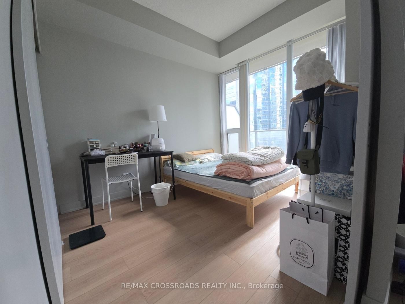 126 Simcoe St, unit 1201 for rent