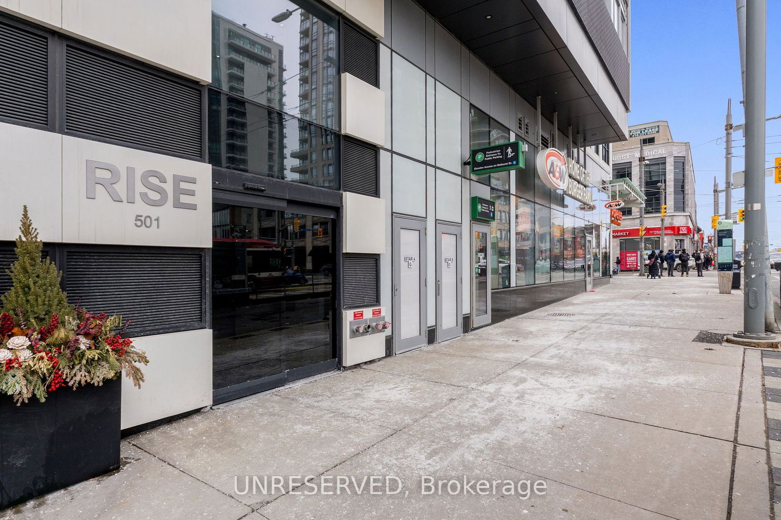 501 St. Clair Ave W, unit 1304 for sale