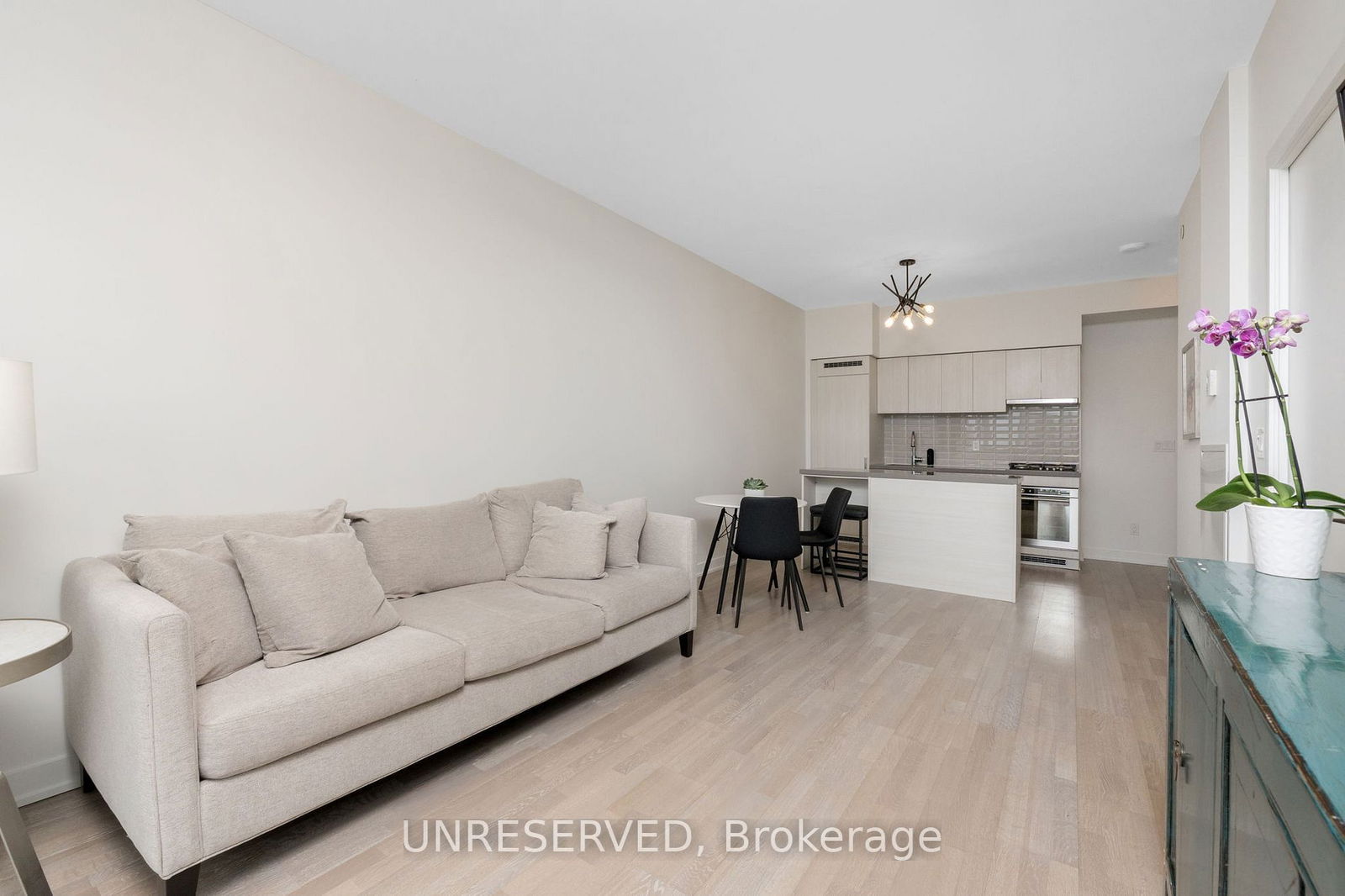 501 St. Clair Ave W, unit 1304 for sale