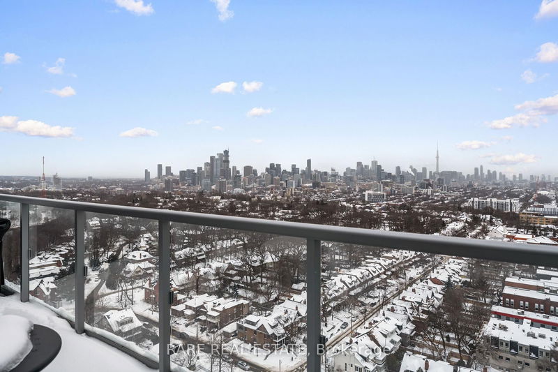 501 St. Clair Ave W, unit 2106 for sale