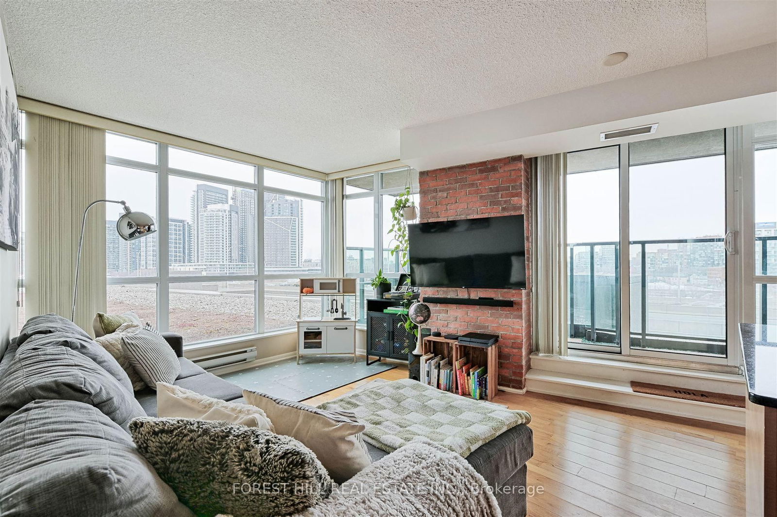 209 Fort York Blvd, unit 960 for sale