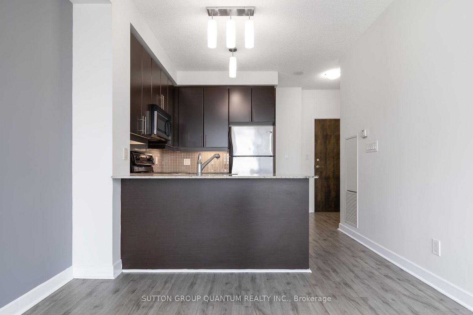 18 Harbour St, unit 2901 for rent