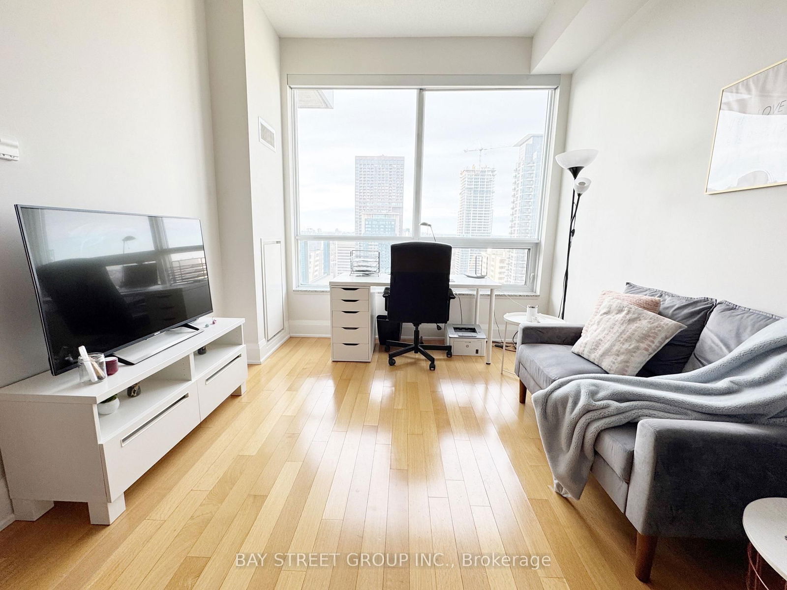 500 Sherbourne St, unit 3001 for rent