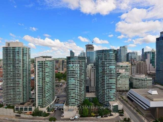 81 Navy Wharf Crt, unit 3511 for rent