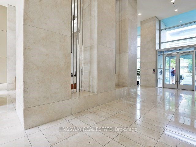 81 Navy Wharf Crt, unit 3511 for rent