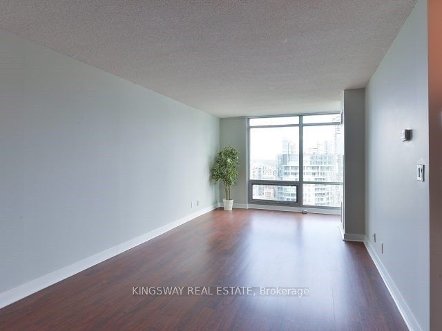 81 Navy Wharf Crt, unit 3511 for rent