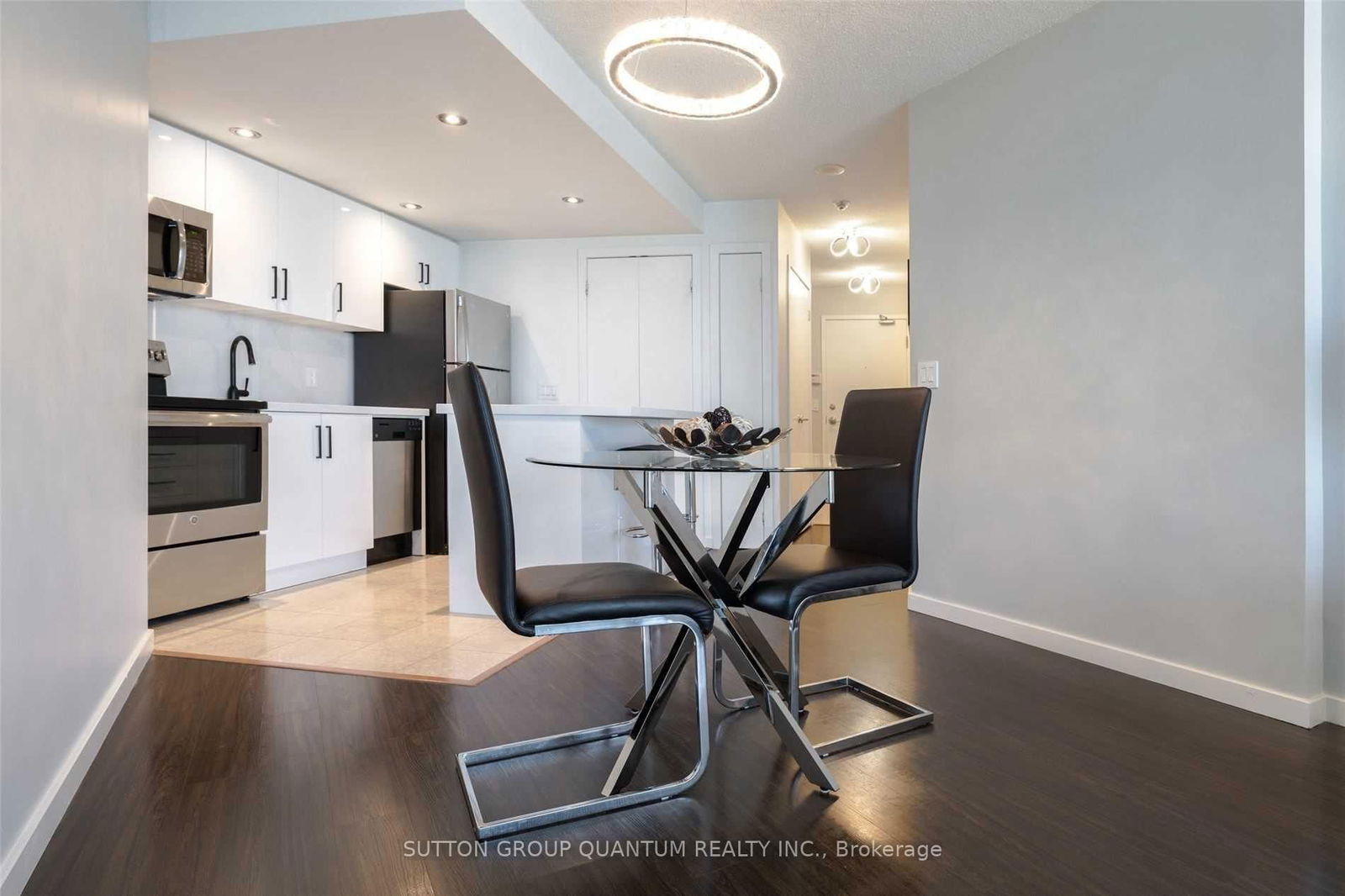 208 Queens Quay W, unit 1410 for rent