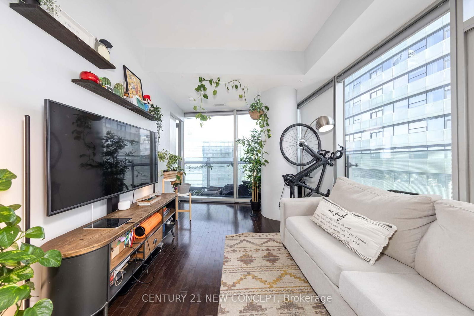 12 York St, unit 4610 for sale