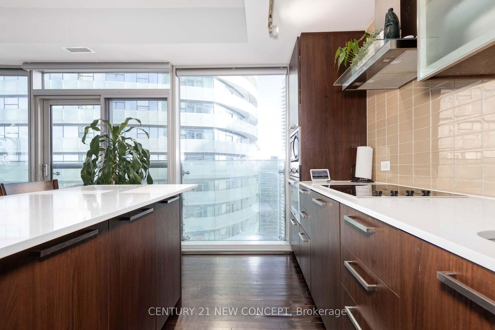 12 York St, unit 4610 for sale