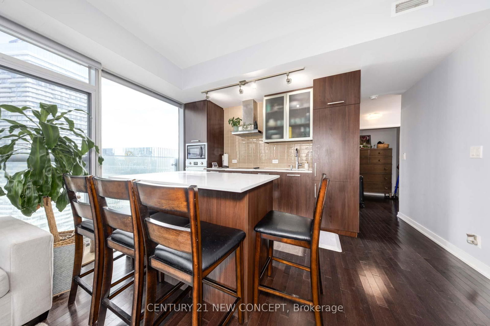 12 York St, unit 4610 for sale