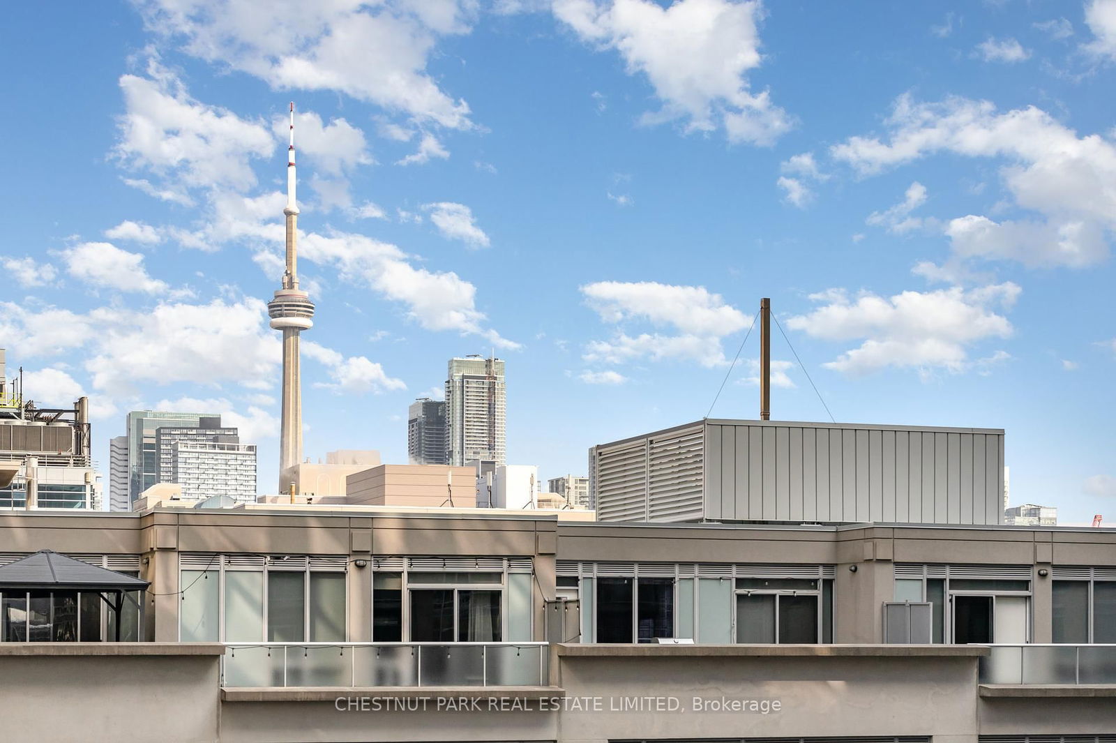 1005 King St W, unit 404 for sale