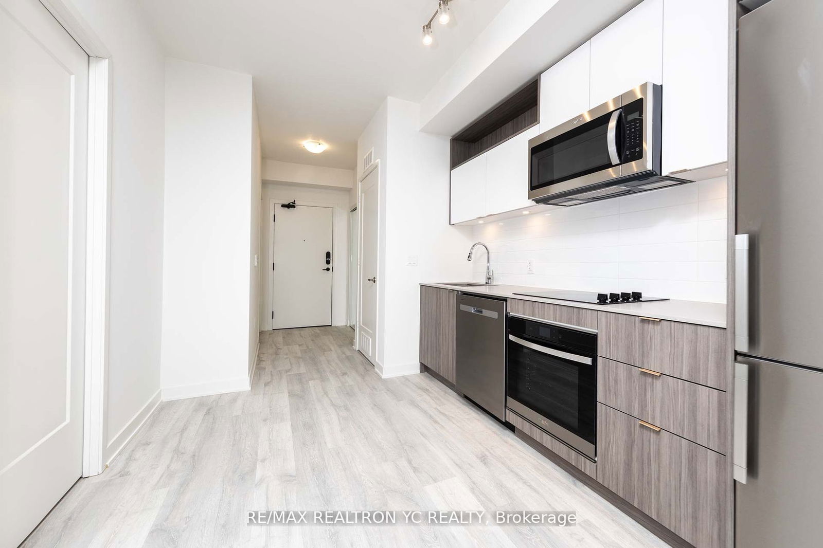 135 Lower Sherbourne St, unit 1838 for sale