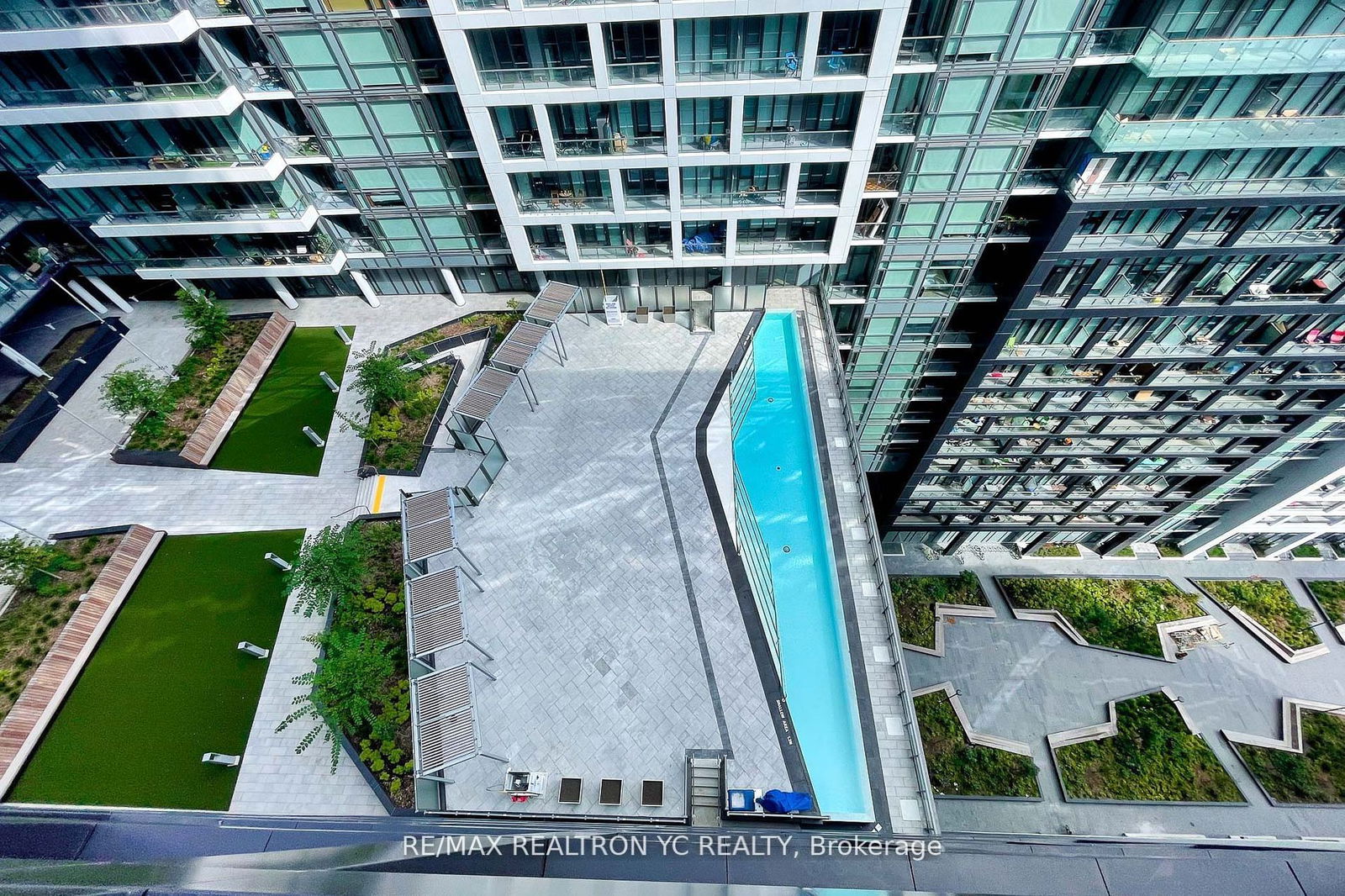 135 Lower Sherbourne St, unit 1838 for sale