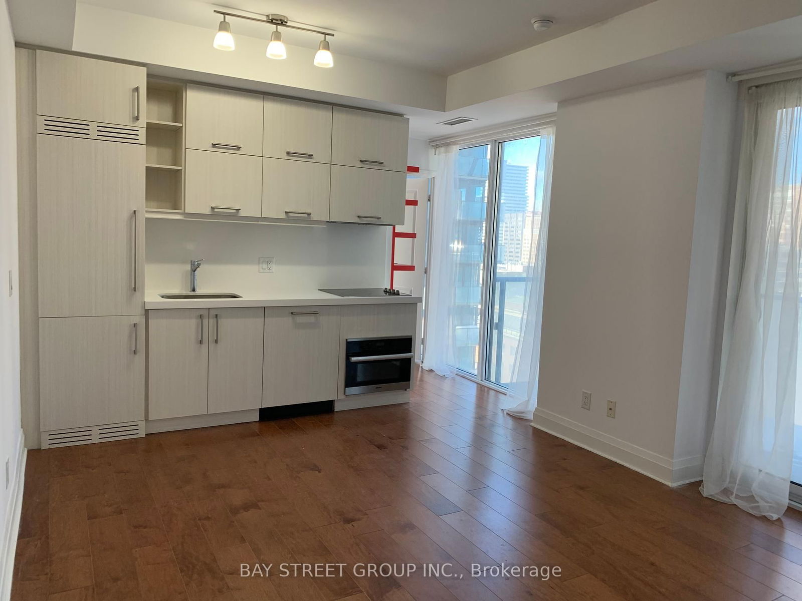 1080 Bay St, unit 1108 for rent