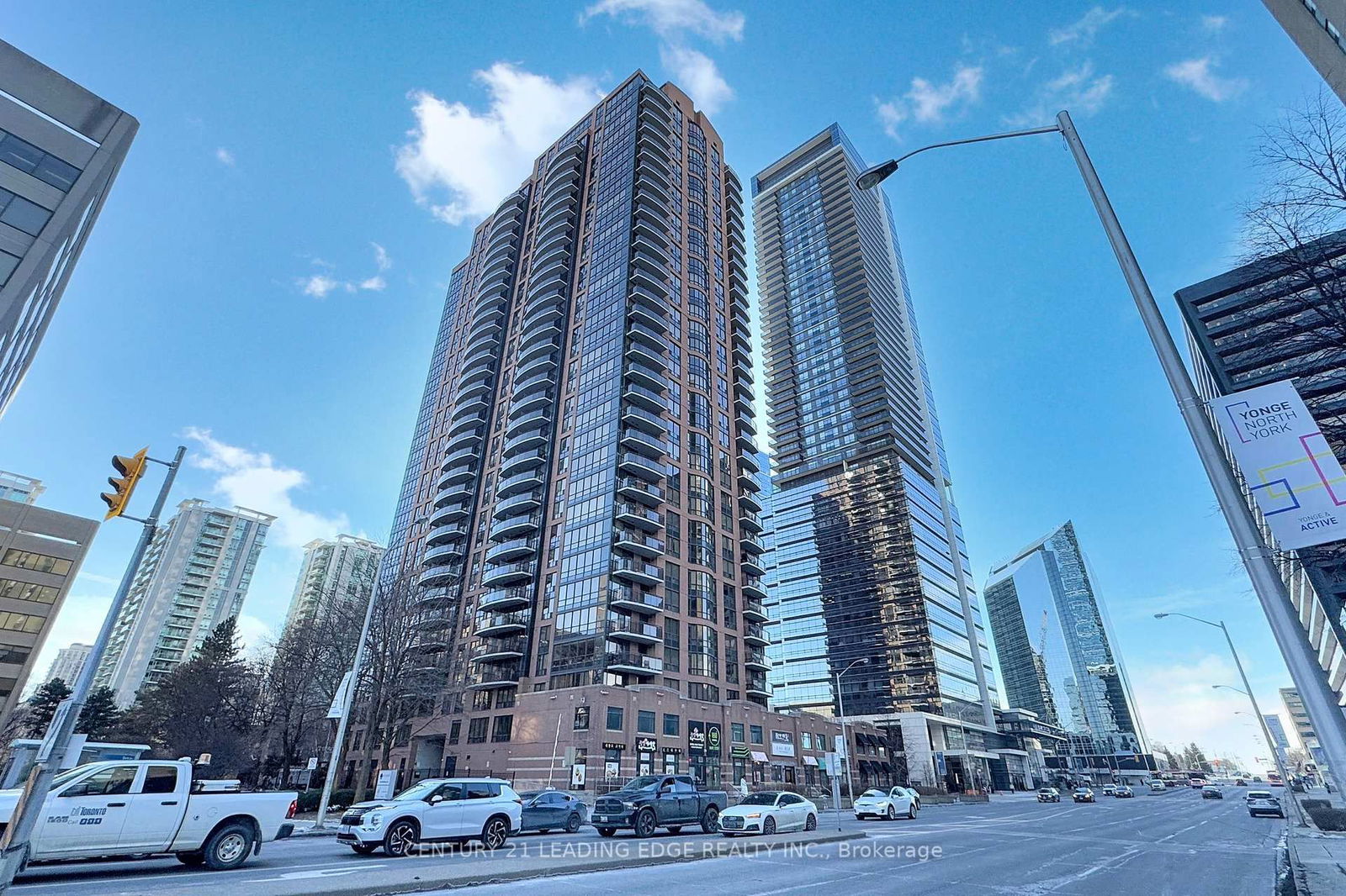 33 Sheppard Ave E, unit 910 for sale