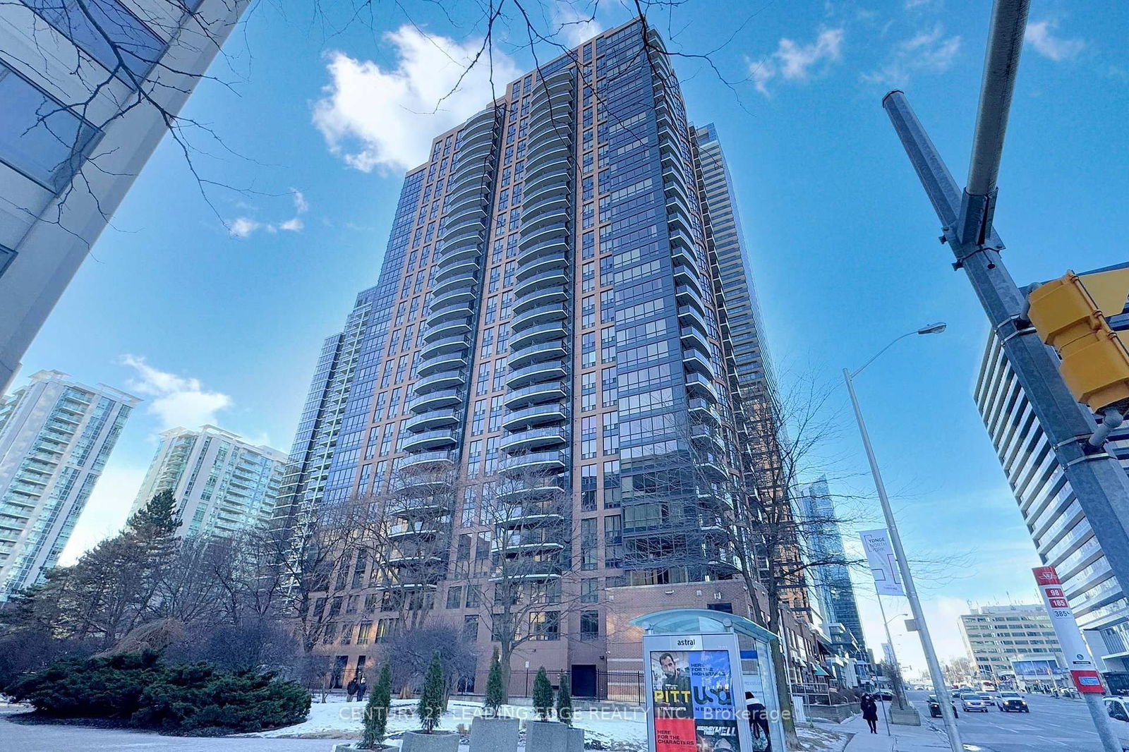 33 Sheppard Ave E, unit 910 for sale