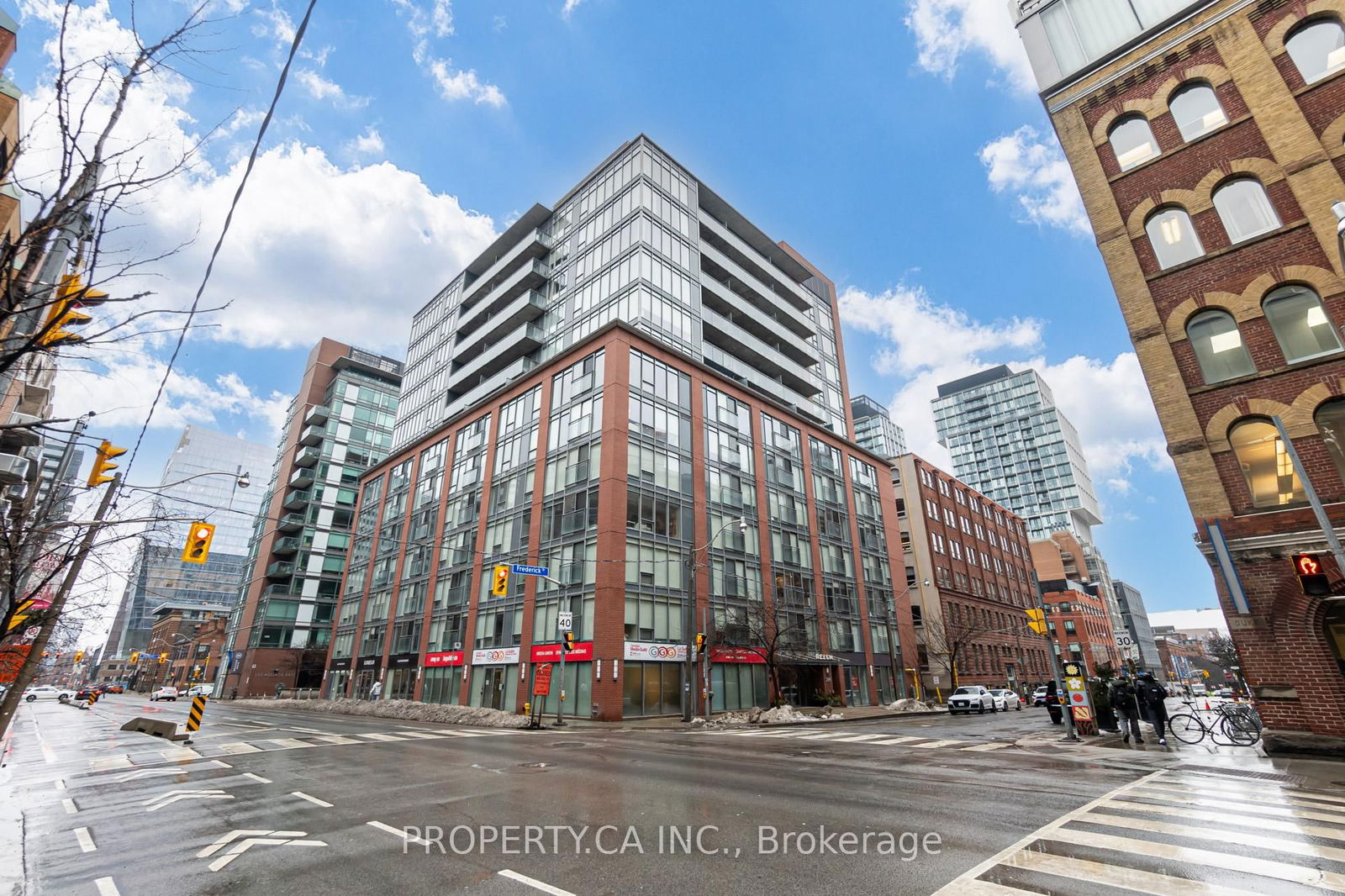 205 Frederick St, unit 613 for rent