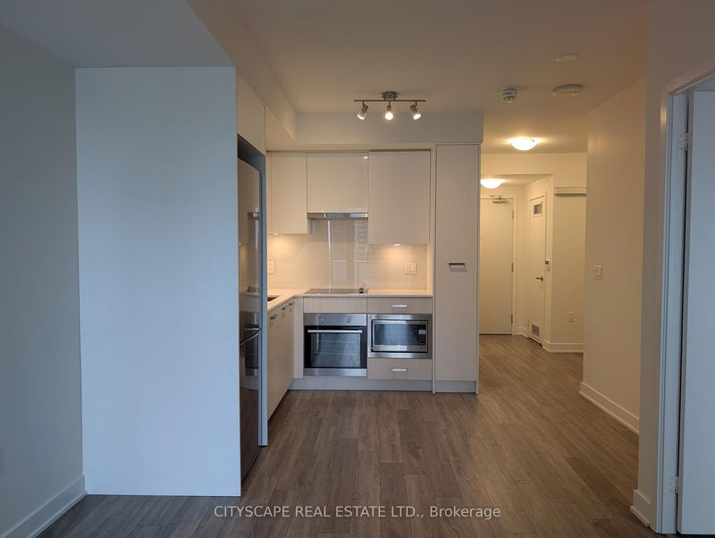 99 Broadway Ave, unit 1602 for rent