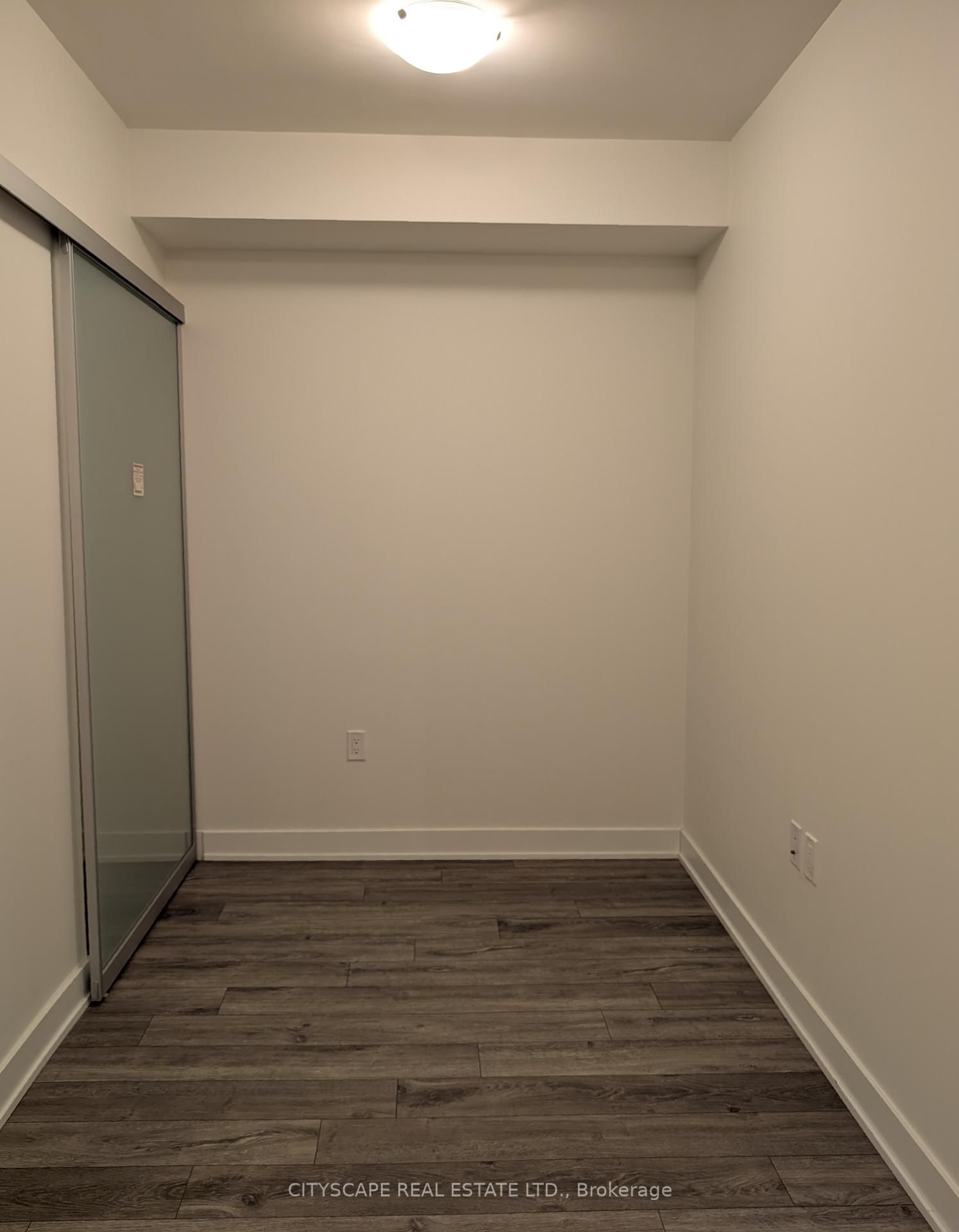 99 Broadway Ave, unit 1602 for rent