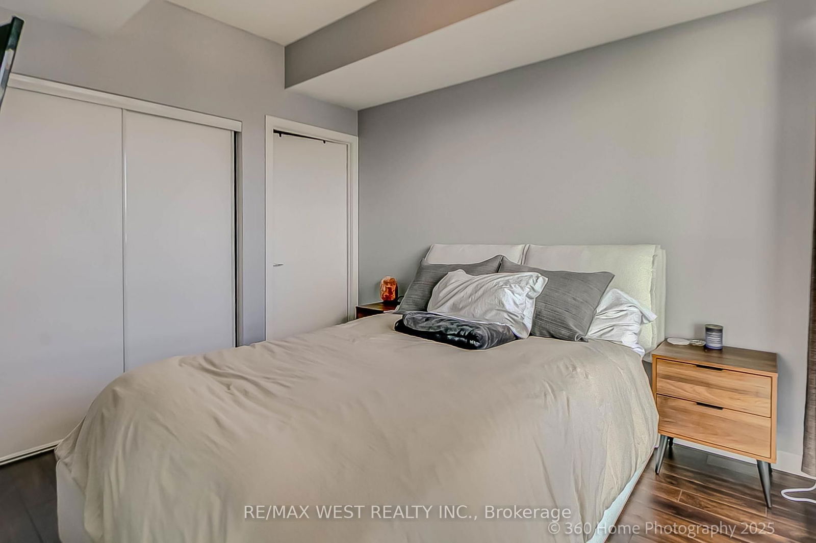 51 East Liberty St S, unit 1512 for sale