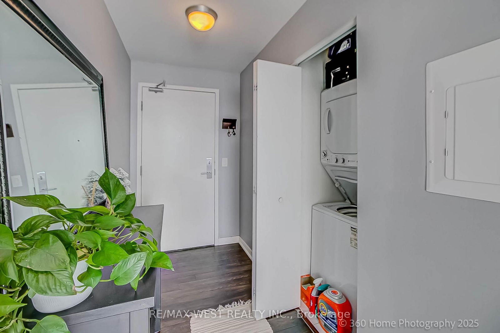 51 East Liberty St S, unit 1512 for sale