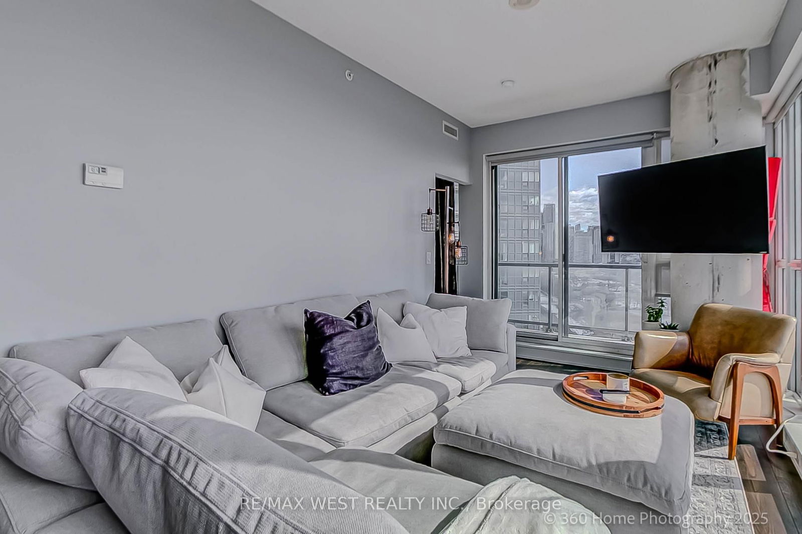 51 East Liberty St S, unit 1512 for sale